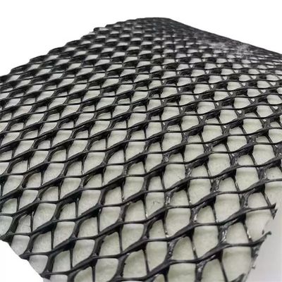 Γεωσυσκευαστικό 3D πλαστικού αποχέτευσης με 8 mm x 6 mm Geonet και μακρά ίνες γεωτεξτύλιου
