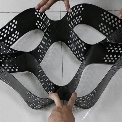 Διάστημα συγκόλλησης 330 mm-1000 mm HDPE γεωκύτταρο για τον έλεγχο της διάβρωσης και τη σταθεροποίηση του δρόμου
