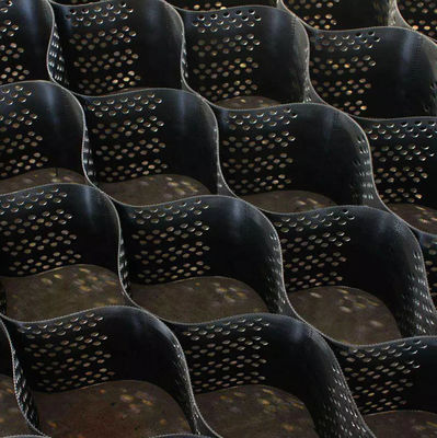 Γήπεδο οδικής οδού Σχιστόστρωτο HDPE Γεωκύτταρο Η τέλεια λύση για την ενίσχυση του εδάφους