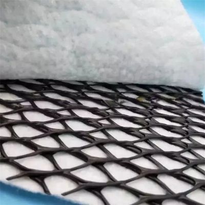 Δίκτυο αποστράγγισης 2m-4m πλάτος Hdpe 3D Τριπλανικό σύνθετο για συνολικές λύσεις έργου