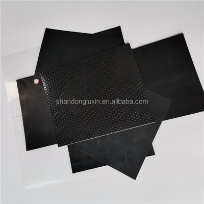Αδιάβροχες γεωμεμβράνες HDPE για χωματερές Μέγεθος 50-200m Μύθος 0,3 mm-3,0 mm Αδιάβροχες