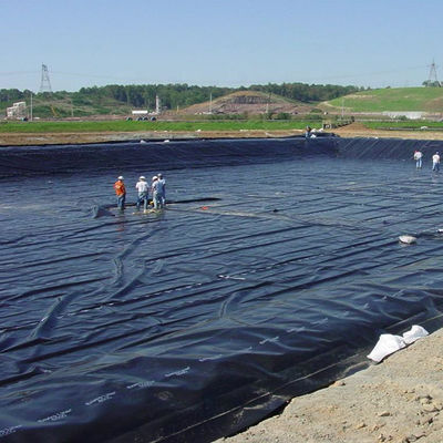 Γεωμεμβράνη HDPE με ομαλή ή υφαντική επιφάνεια για το έργο φράγματος στη Νότια Αφρική