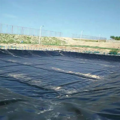 Υψηλής πυκνότητας Αδιαπέραστο ρολό HDPE πλαστικής γεωμεμβράνης για τεχνητή λίμνη Αδιάβροχο