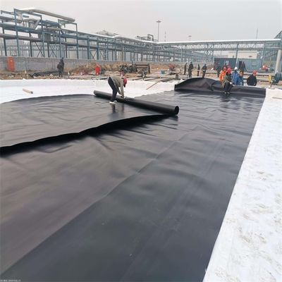 Αμφίδρομη ομαλή γεωμεμβράνη HDPE για παραδοσιακή άρδευση λίμνων ψαριών