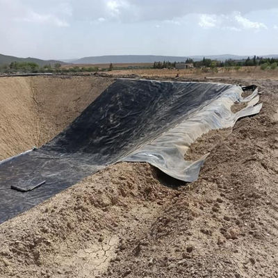 500 μικρών HDPE Πυροσβεστική επιφάνεια λίμνης για αγροτικές εκμεταλλεύσεις Πυροσβεστική επιφάνεια λίμνης στην Κένυα Μονάδα 0,2 mm-3 mm
