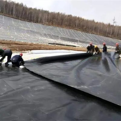 0.1mm-2.5mm πάχος Γεωμεμβράνη HDPE πλαστική δεξαμενή ψαριών για υδροσταθεροποίηση ιντερβάινερ ιχθυοκαλλιέργειας