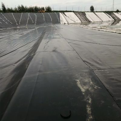 Λευκό υδρογονάνθρακα HDPE γεωμεμβράνη δεξαμενόπλυσης ιχθυοκαλλιέργειας
