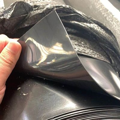 Μαύρη γυαλιστερή γεωμεμβράνη 1.5mm/2.0mm HDPE επένδυση για αδιαπέραστες πλαστικές επένδυση φράγματος