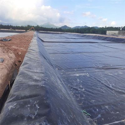 Παραδοσιακό σχεδιασμό γεωμεμβράνης HDPE 0,5 mm 0,75 mm 1,5 mm για δυνατότητα λύσης έργων