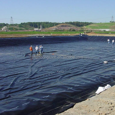 Περιβαλλοντικά φιλική HDPE μαύρη γεωμεμβράνη για λίμνες ιχθύων ASTM GRI-GM13 Standard