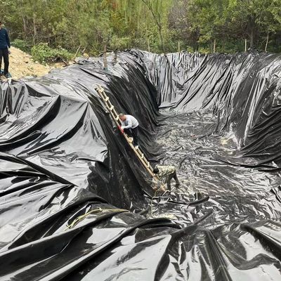 1.2mm 1.5mm HDPE γεωμεμβράνη για βιομηχανικό σχεδιασμό λίμνης διπλή ομαλή/διπλή υφή