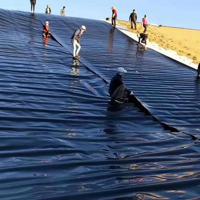 1.5mm λευκές μαύρες γεωμεμβράνες HDPE για λίμνη λίμνης λίμνης λίμνης