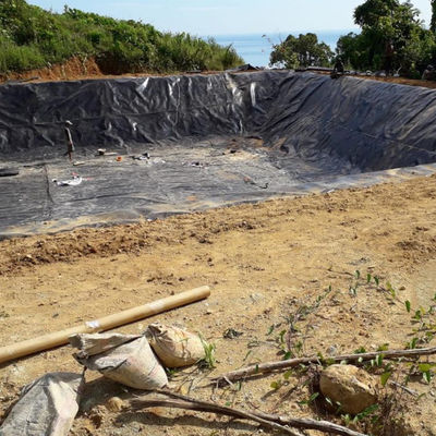 Διπλή ομαλή γεωμεμβράνη HDPE για την αλιευτική εκτροφή και την προστασία του περιβάλλοντος σε χώρους υγειονομικής ταφής