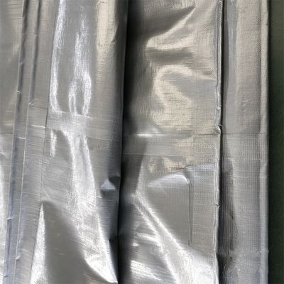 Αδιάβροχο Strip Style PE Tarpaulin Βιομηχανική Πολλαπλής Χρήσης Ενυδατοασφαλής Ακτινοασφαλής